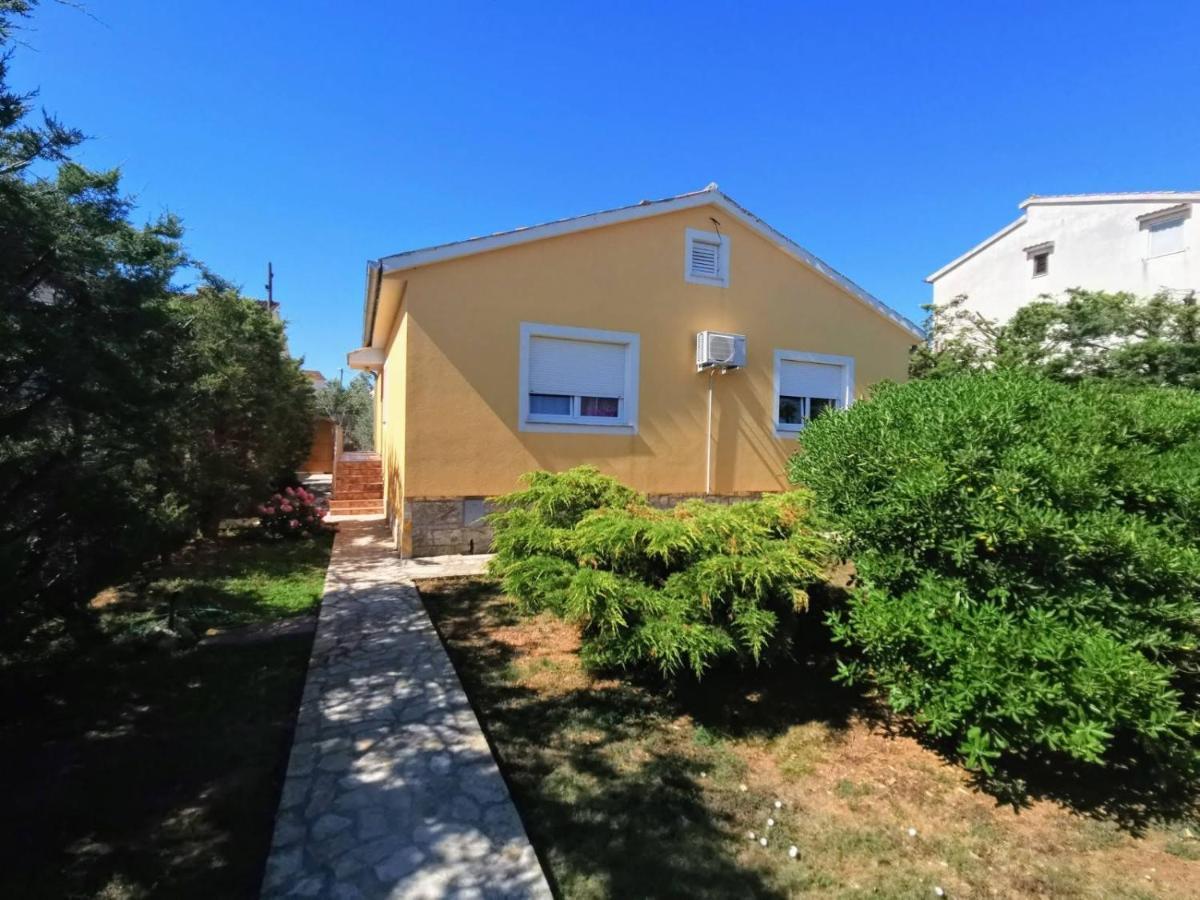 Holiday Home Istra With Jacuzzi Μεντουλίν Εξωτερικό φωτογραφία
