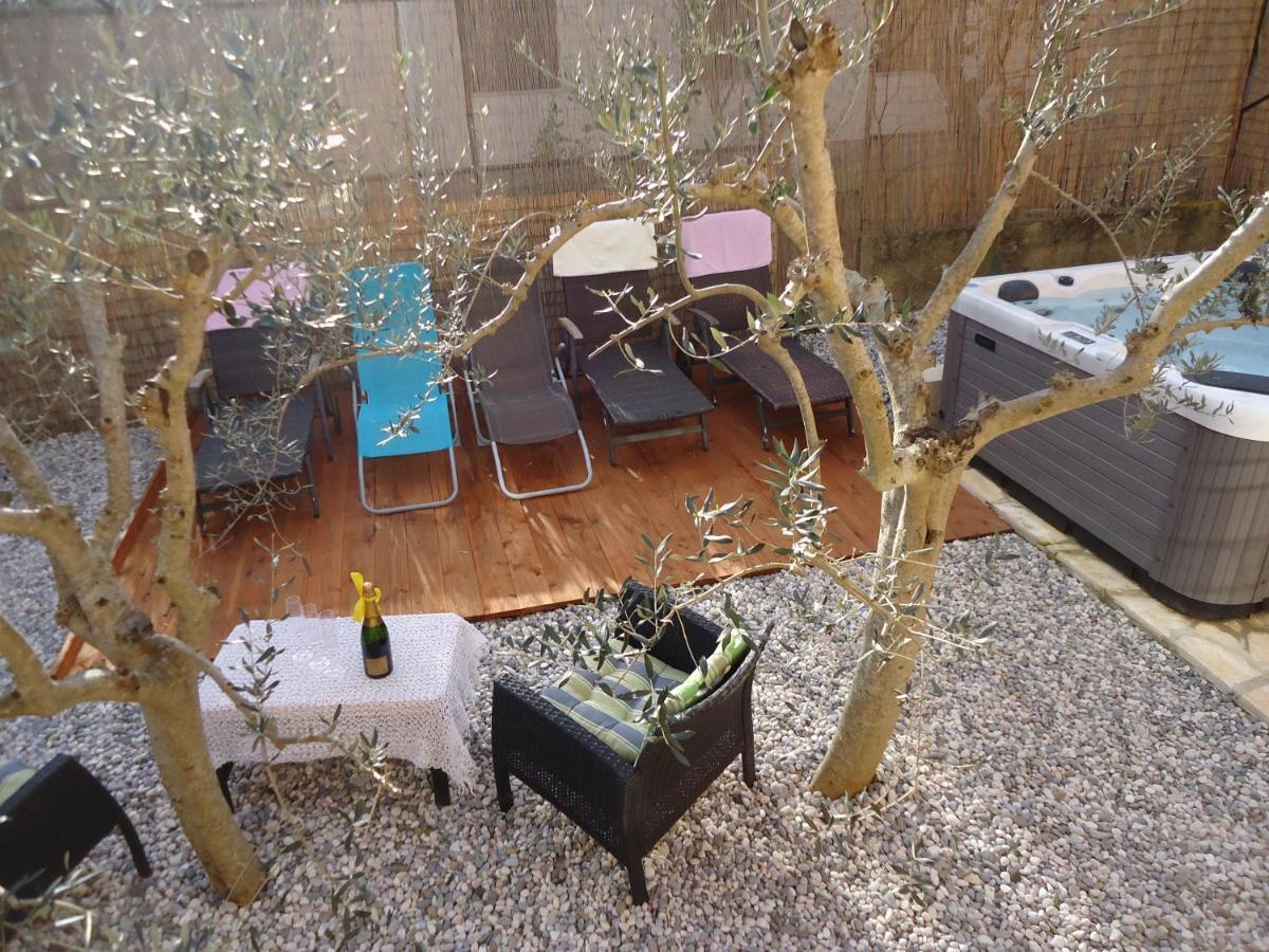 Holiday Home Istra With Jacuzzi Μεντουλίν Εξωτερικό φωτογραφία